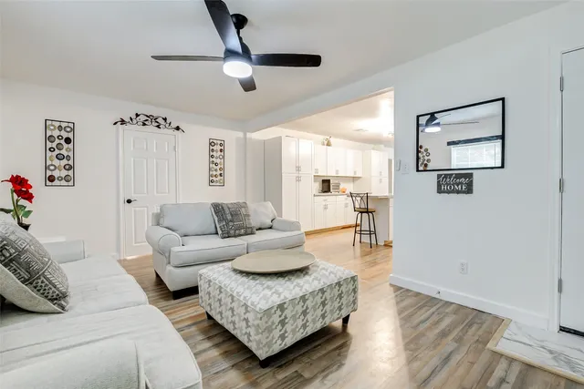 $225,000 | 706 Beaumont Street, Anahuac, TX 77514