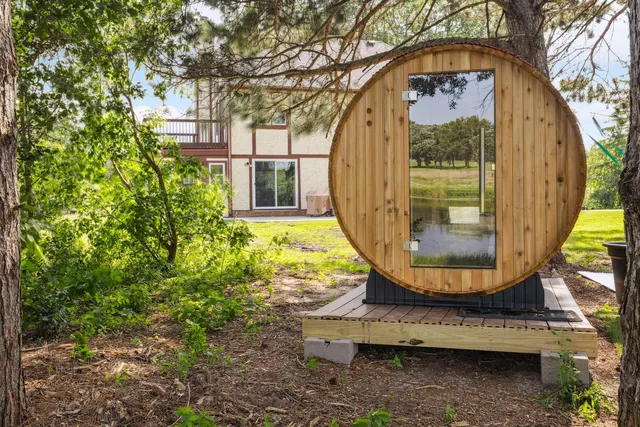 $3,999 | 10144 67th Lane North, Stillwater, MN 55082