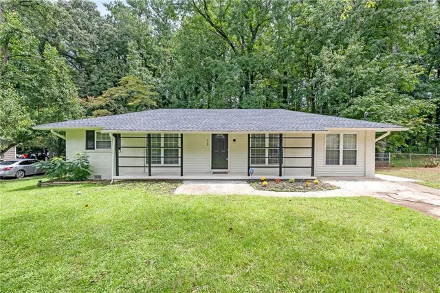$329,000 | 929 Creekdale Drive, Clarkston, GA 30021
