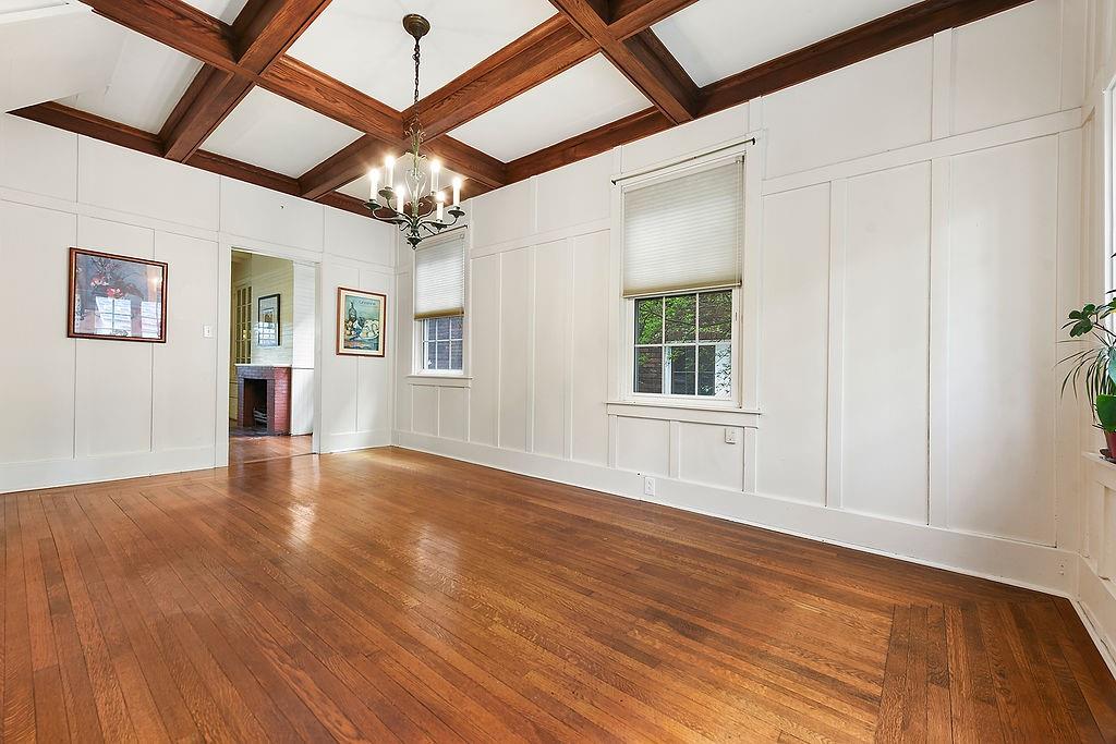 5664 Darlington Road Pittsburgh, PA 15217 - Photo 18 of 44 Amazing room