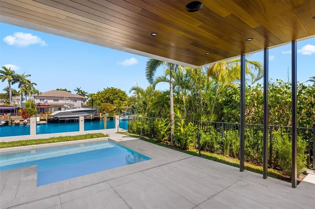 $7,000,000 | 1637 Southeast 14th Street, Fort Lauderdale, FL 33316