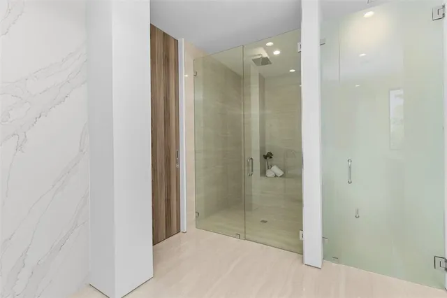 $7,000,000 | 1637 Southeast 14th Street, Fort Lauderdale, FL 33316