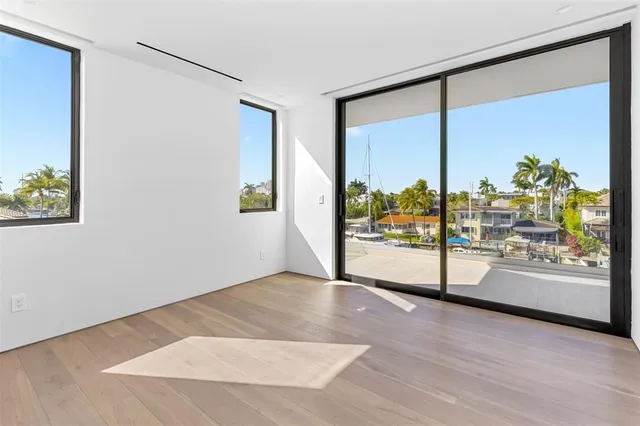 $7,000,000 | 1637 Southeast 14th Street, Fort Lauderdale, FL 33316