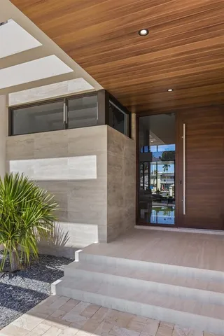 $7,000,000 | 1637 Southeast 14th Street, Fort Lauderdale, FL 33316