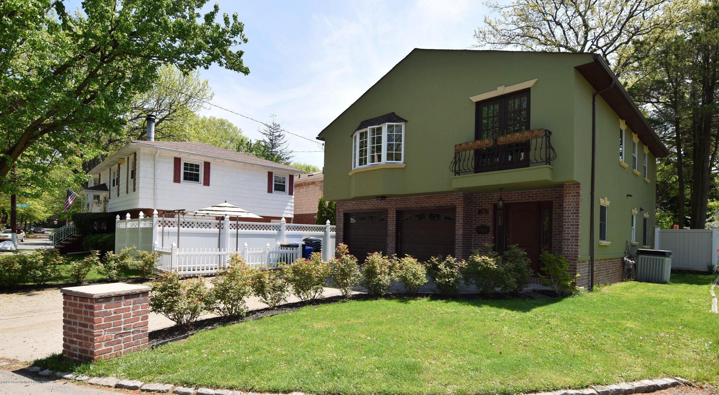 78 Dent Road Staten Island, NY 10308 - Photo 2 of 32 (2) Front Right