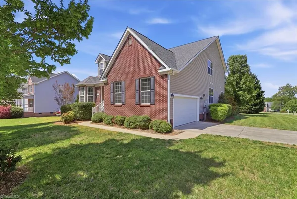 $399,900 | 319 Ironwood Drive, Thomasville, NC 27360