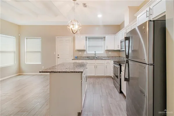 $1,200 | 1809 Stauffer Street, Unit 4, Weslaco, TX 78596