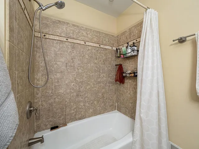 $220,000 | 2708 Terraceview Court, Plymouth, MN 55447