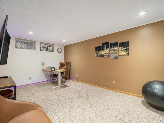 $220,000 | 2708 Terraceview Court, Plymouth, MN 55447