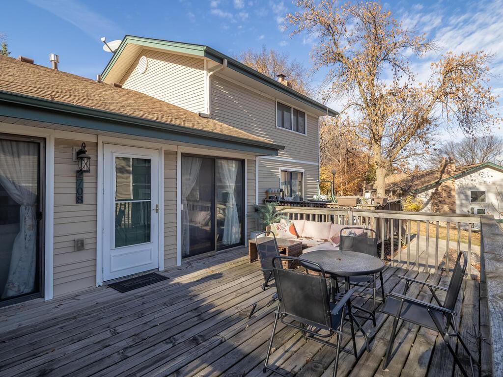 2708 Terraceview Court Plymouth, MN 55447 - Photo 22 of 24