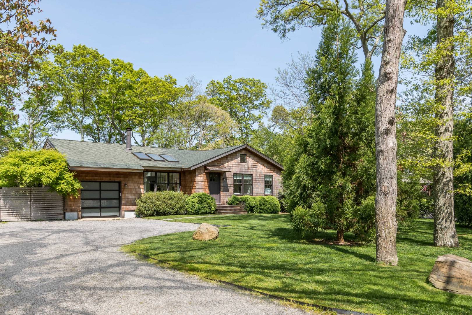33 Sandra Road East Hampton, NY 11937 - Photo 22 of 22 Gallery Image 22