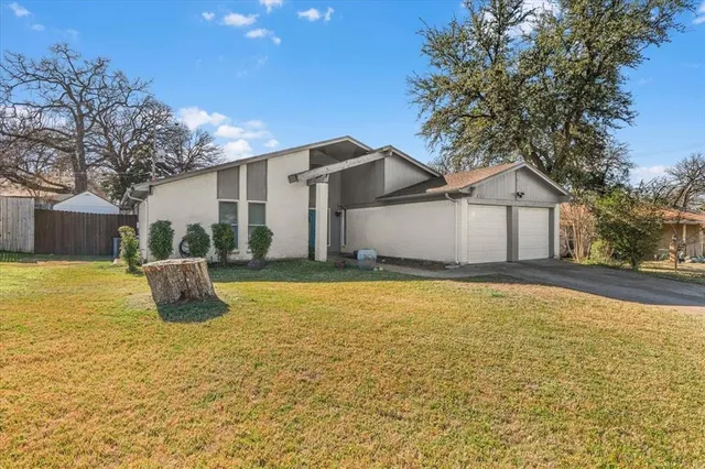 $295,000 | 4704 Burning Springs Drive, Arlington, TX 76017