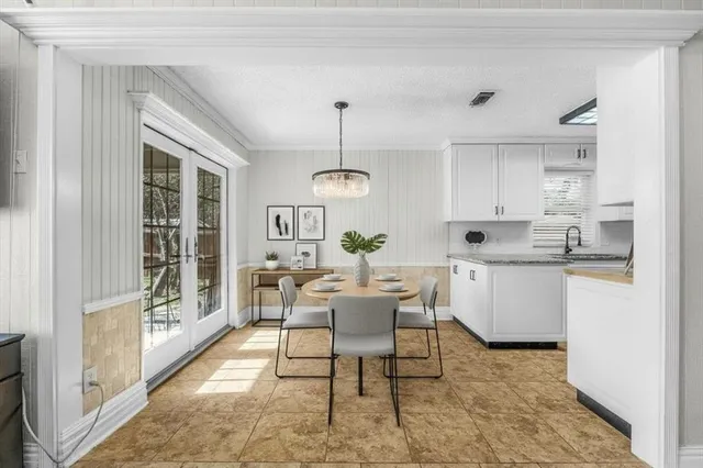 $300,000 | 4704 Burning Springs Drive, Arlington, TX 76017