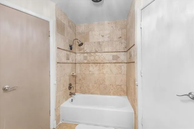 $300,000 | 4704 Burning Springs Drive, Arlington, TX 76017