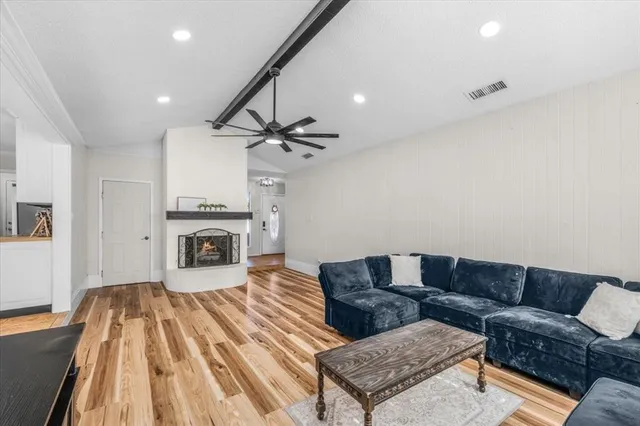 $300,000 | 4704 Burning Springs Drive, Arlington, TX 76017