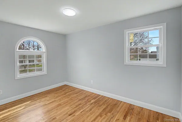 $899,900 | 478 Mayflower Avenue, Brentwood, NY 11717