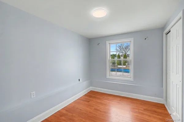 $899,900 | 478 Mayflower Avenue, Brentwood, NY 11717