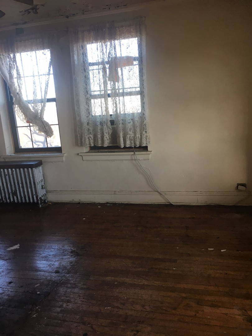 3017 East 78th Street, Unit 5D Chicago, IL 60649 - Photo 5 of 9