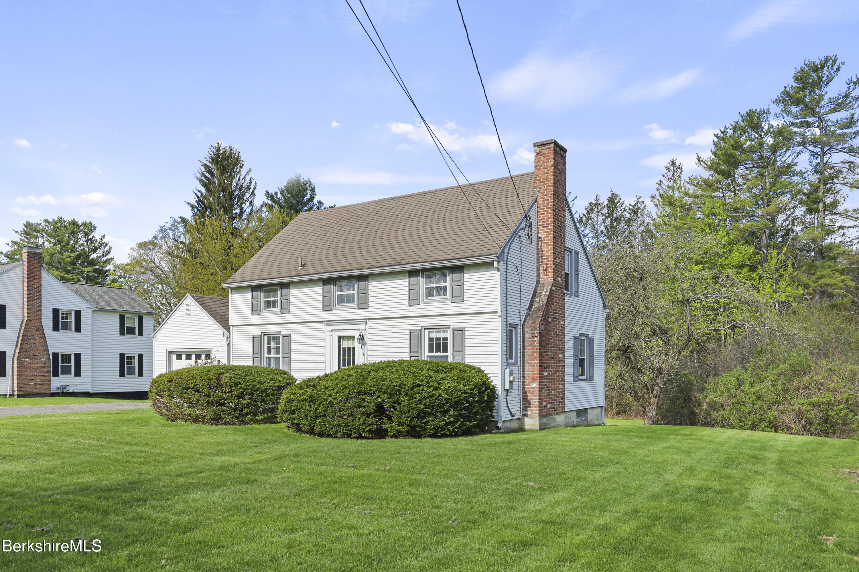 194 Eleanor Road Pittsfield, MA 01201 - Photo 3 of 39 15 Exterior Front