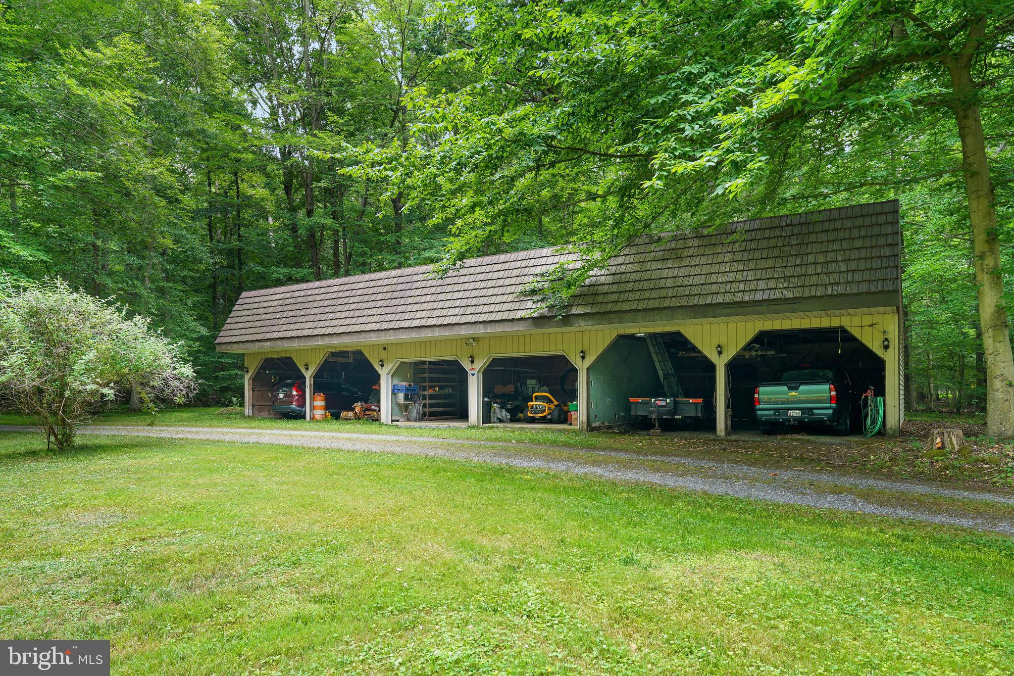 255 Chestnut Springs Road Chesapeake City, MD 21915 - Photo 4 of 42 6 bay garage