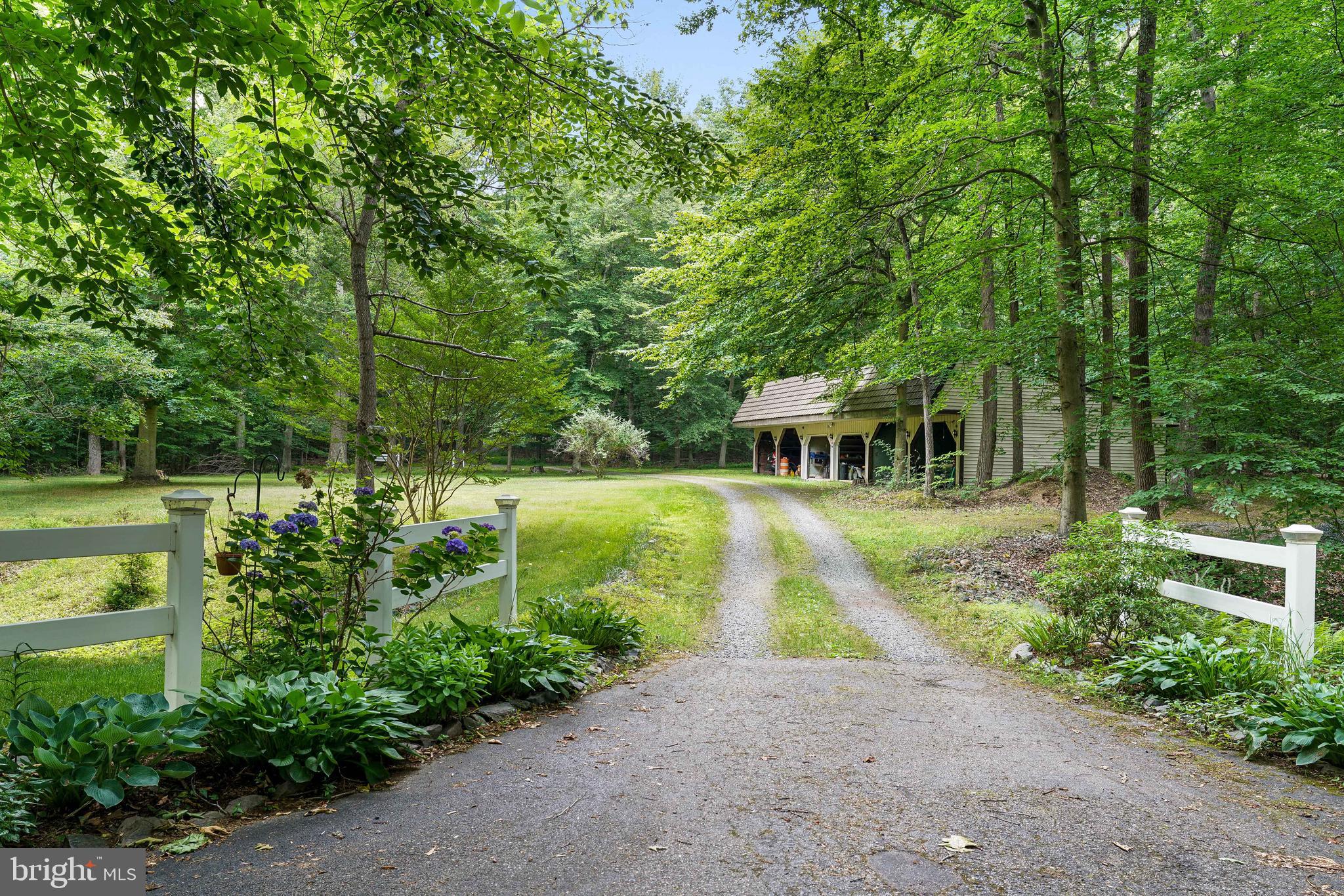 255 Chestnut Springs Road Chesapeake City, MD 21915 - Photo 6 of 42 Separate entrance for workshop/addt'l garage.