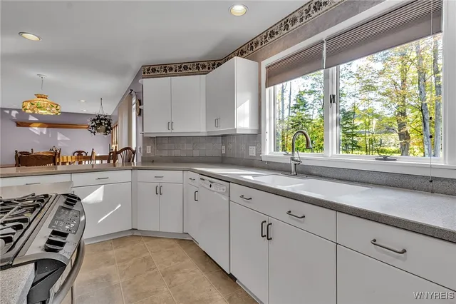 $599,900 | 11 Cidermill Court, Lancaster, NY 14043