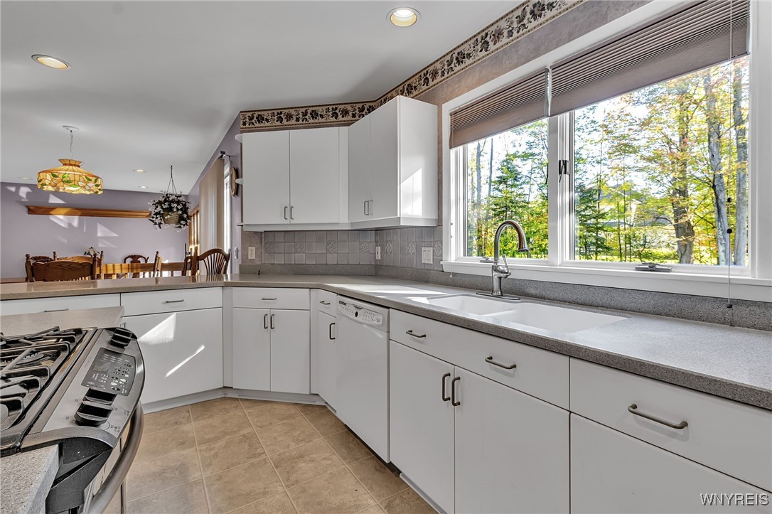 11 Cidermill Court Lancaster, NY 14043 - Photo 30 of 50