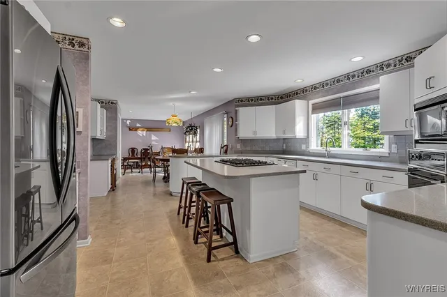 $599,900 | 11 Cidermill Court, Lancaster, NY 14043