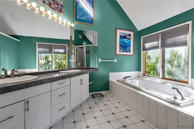 $599,900 | 11 Cidermill Court, Lancaster, NY 14043