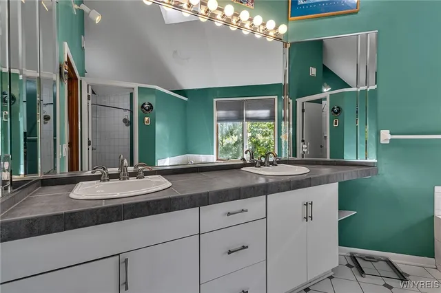 $599,900 | 11 Cidermill Court, Lancaster, NY 14043