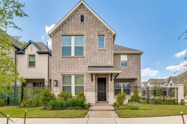 $3,100 | 709 Morning Dove Lane, Arlington, TX 76005