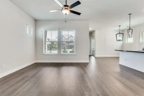 $3,100 | 709 Morning Dove Lane, Arlington, TX 76005