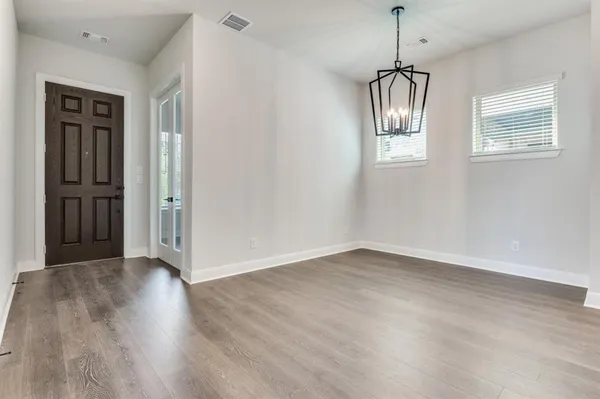 $3,100 | 709 Morning Dove Lane, Arlington, TX 76005