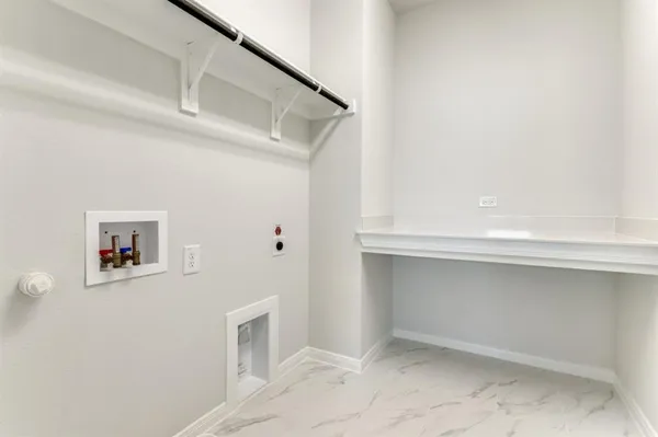 $3,100 | 709 Morning Dove Lane, Arlington, TX 76005