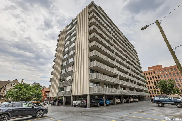 $375,000 | 909 Logan Street, Unit 4A, Denver, CO 80203