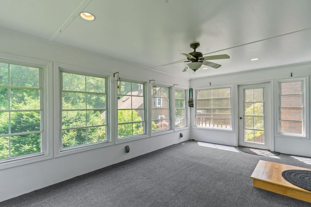 4700 Old Post Road Charlestown, RI 02813 - Photo 11 of 27