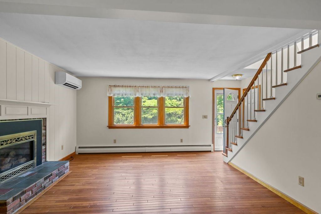 4700 Old Post Road Charlestown, RI 02813 - Photo 12 of 27