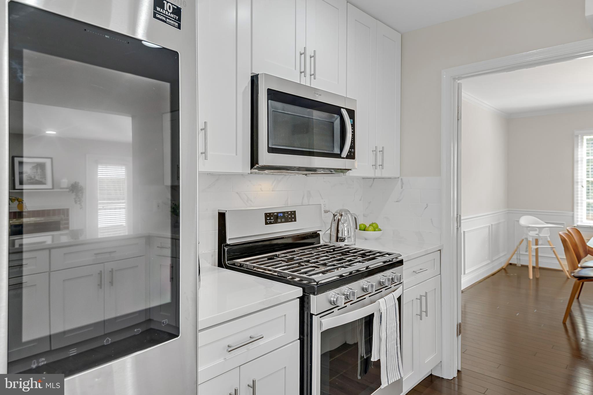 220 Midsummer Circle Gaithersburg, MD 20878 - Photo 14 of 85