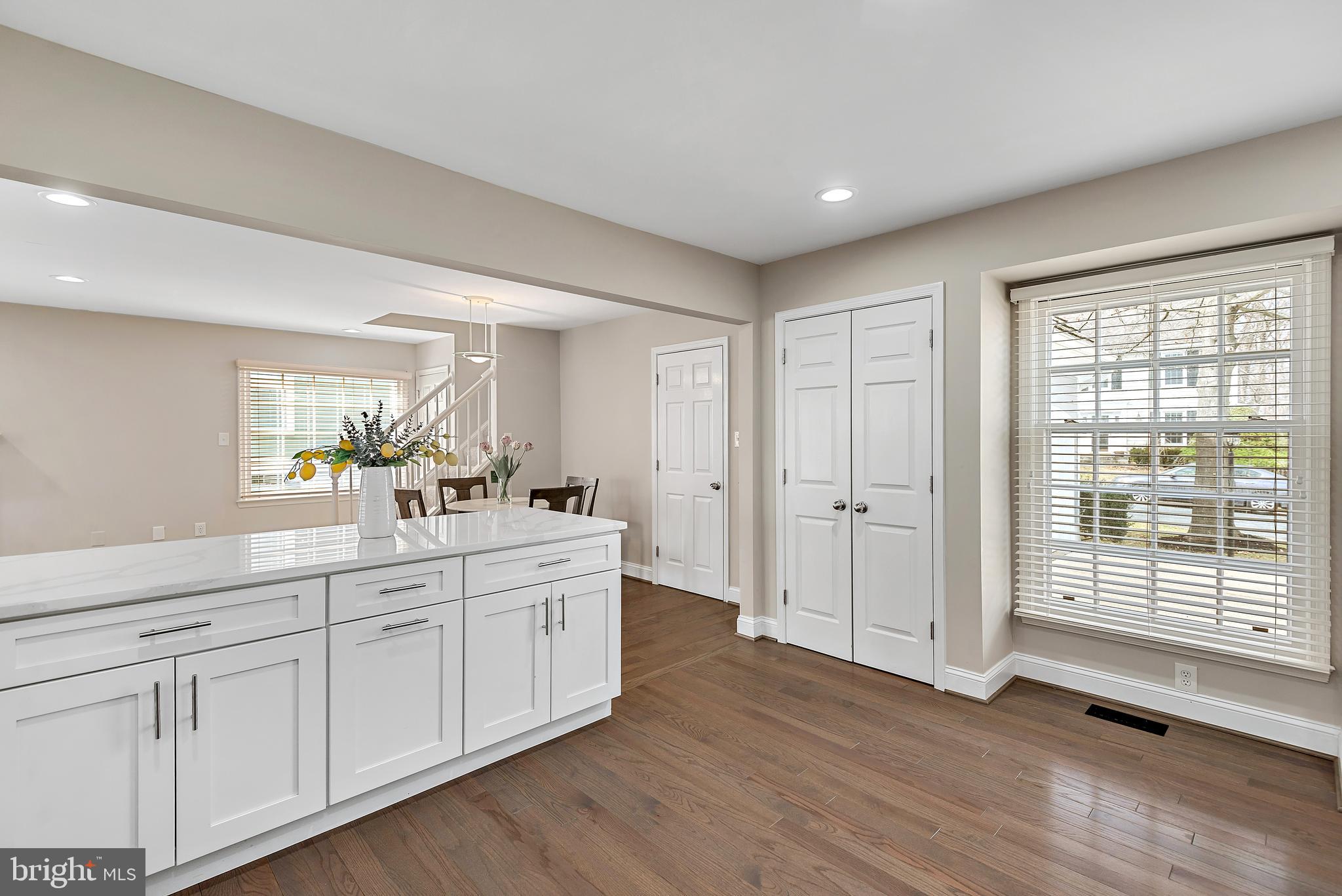 220 Midsummer Circle Gaithersburg, MD 20878 - Photo 15 of 85