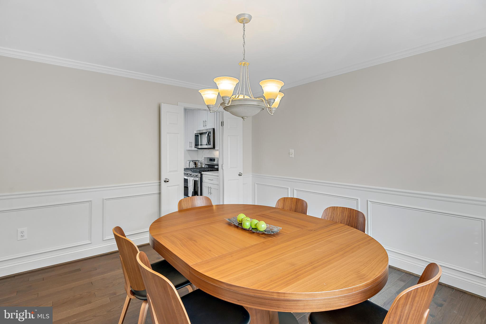 220 Midsummer Circle Gaithersburg, MD 20878 - Photo 21 of 85