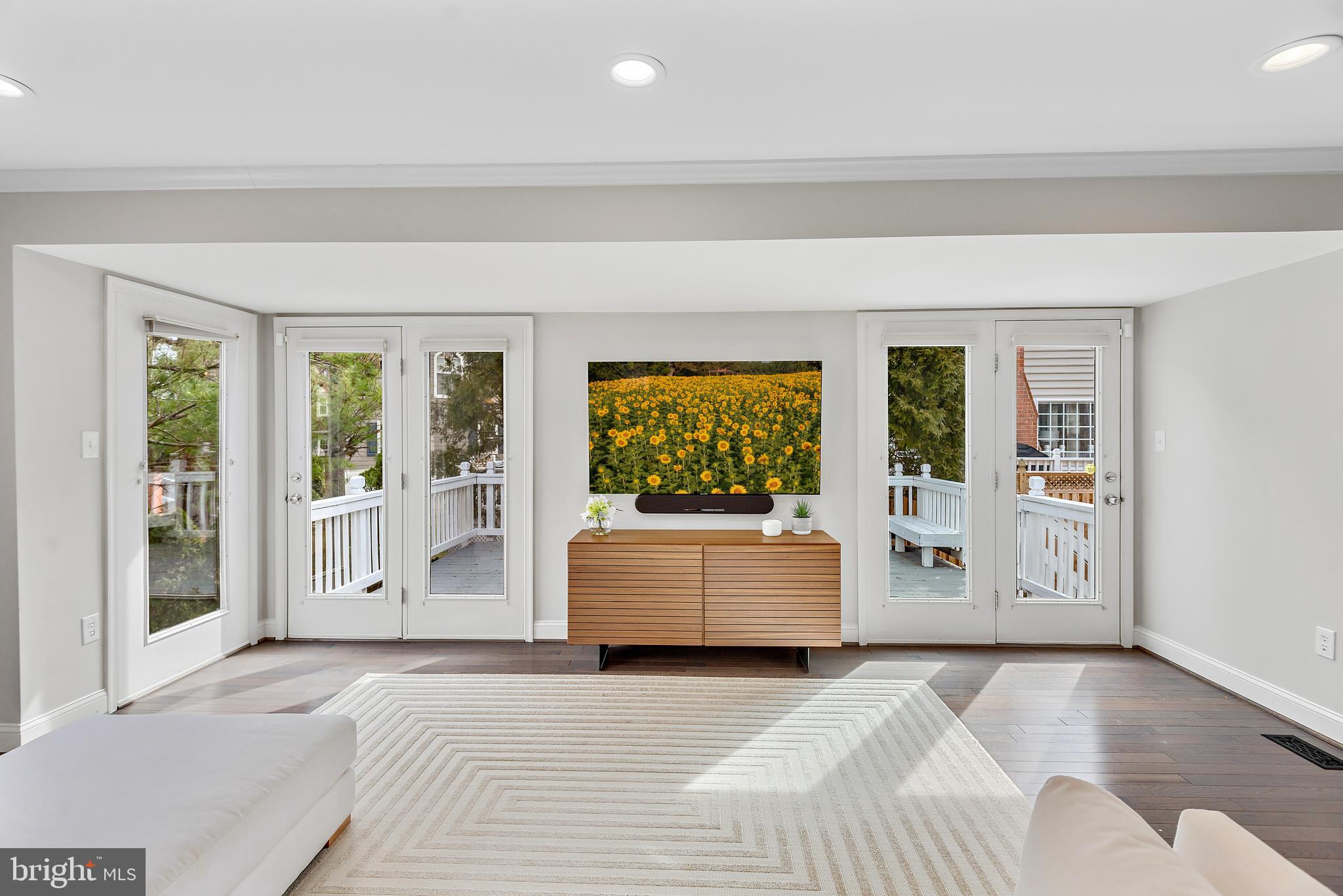 220 Midsummer Circle Gaithersburg, MD 20878 - Photo 31 of 85