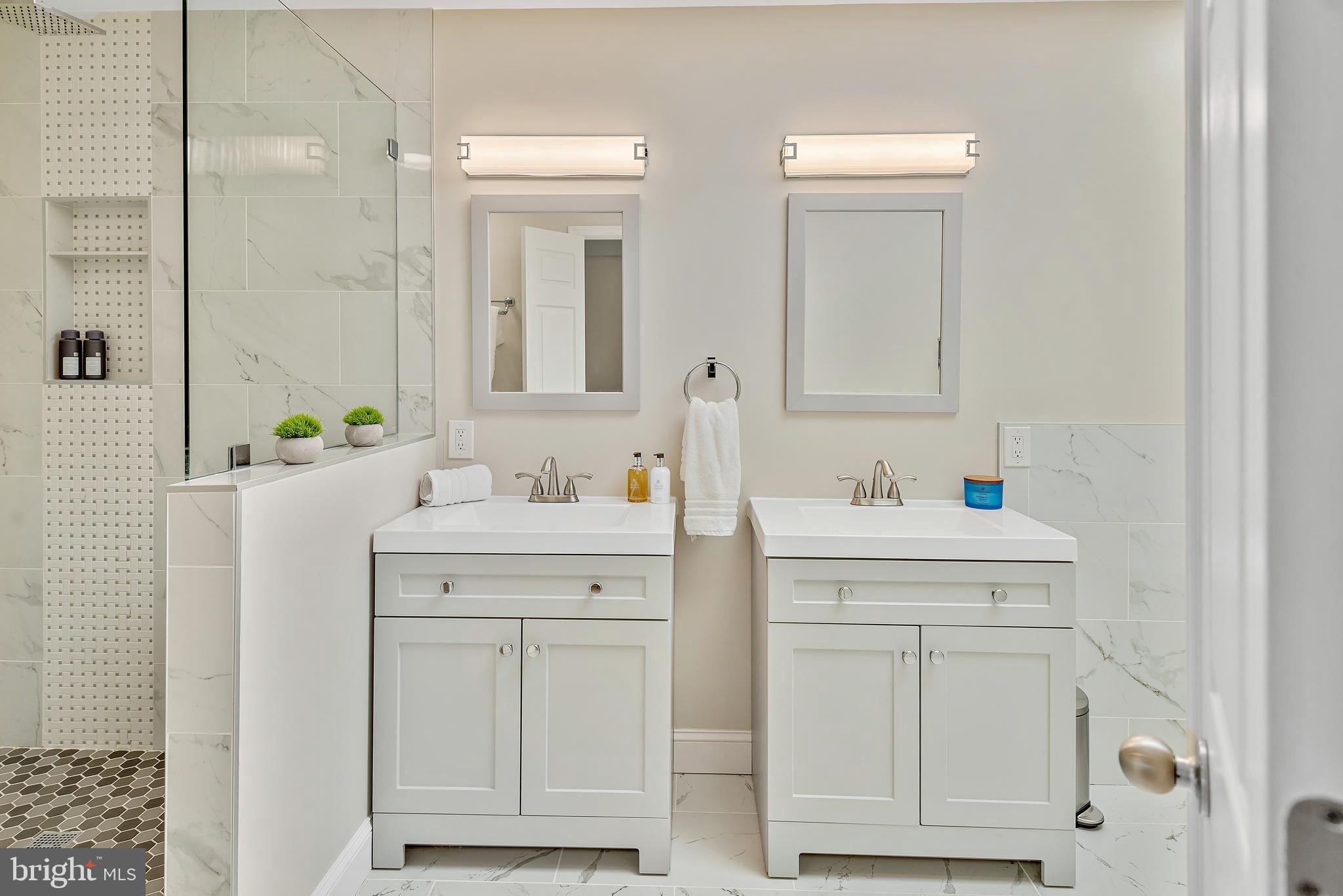 220 Midsummer Circle Gaithersburg, MD 20878 - Photo 48 of 85