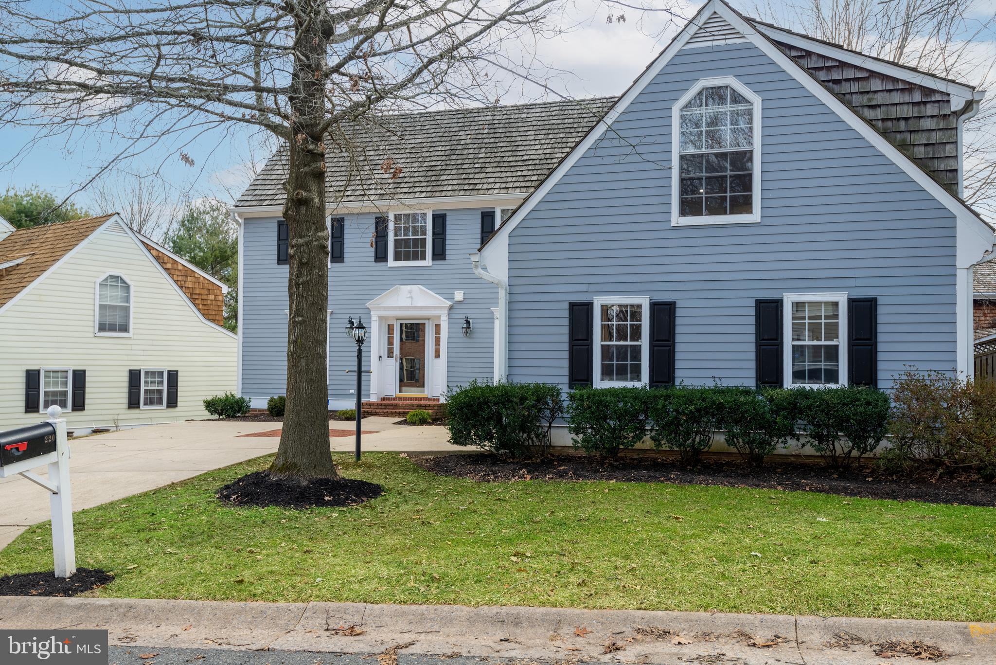 220 Midsummer Circle Gaithersburg, MD 20878 - Photo 6 of 85