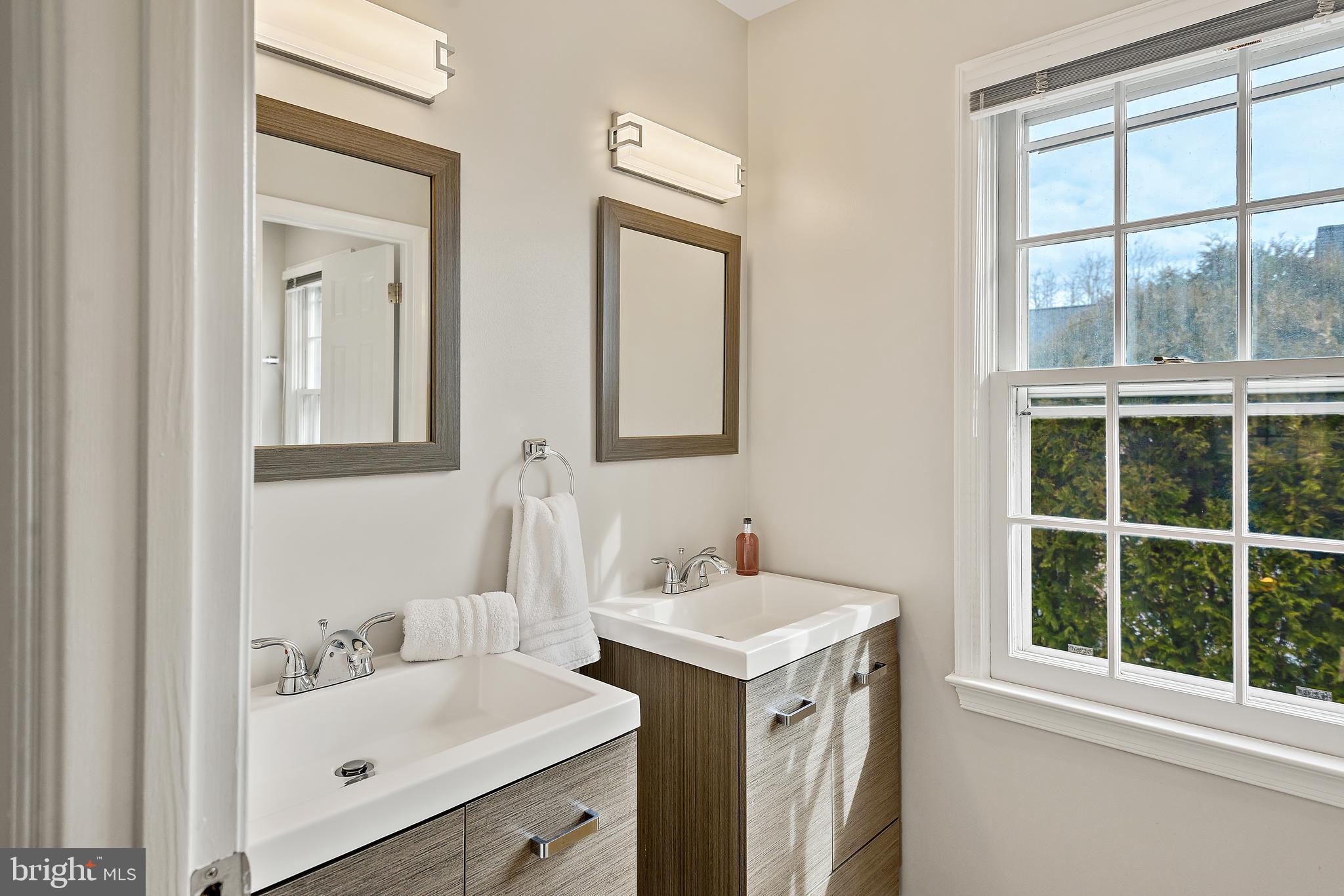 220 Midsummer Circle Gaithersburg, MD 20878 - Photo 64 of 85