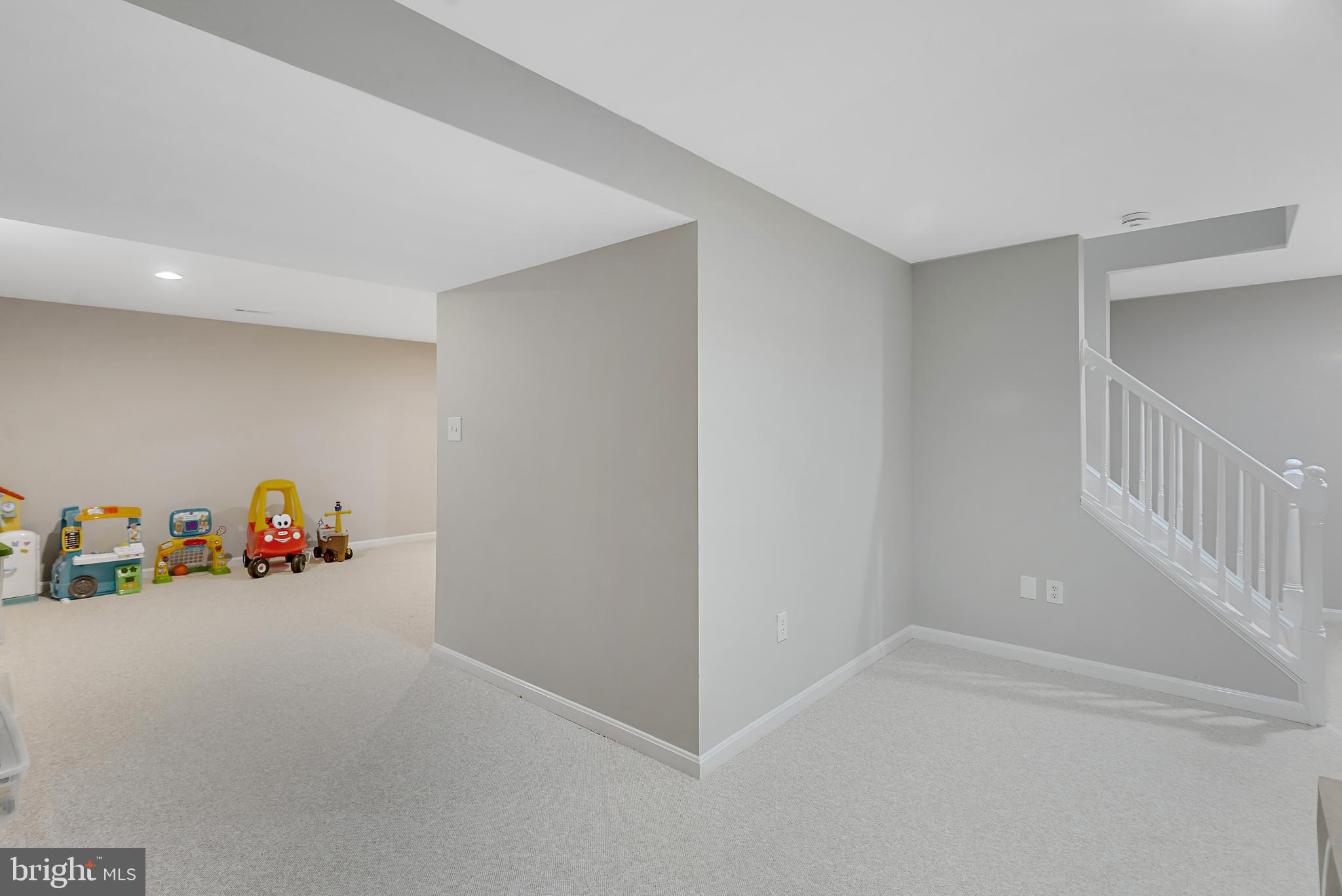 220 Midsummer Circle Gaithersburg, MD 20878 - Photo 72 of 85