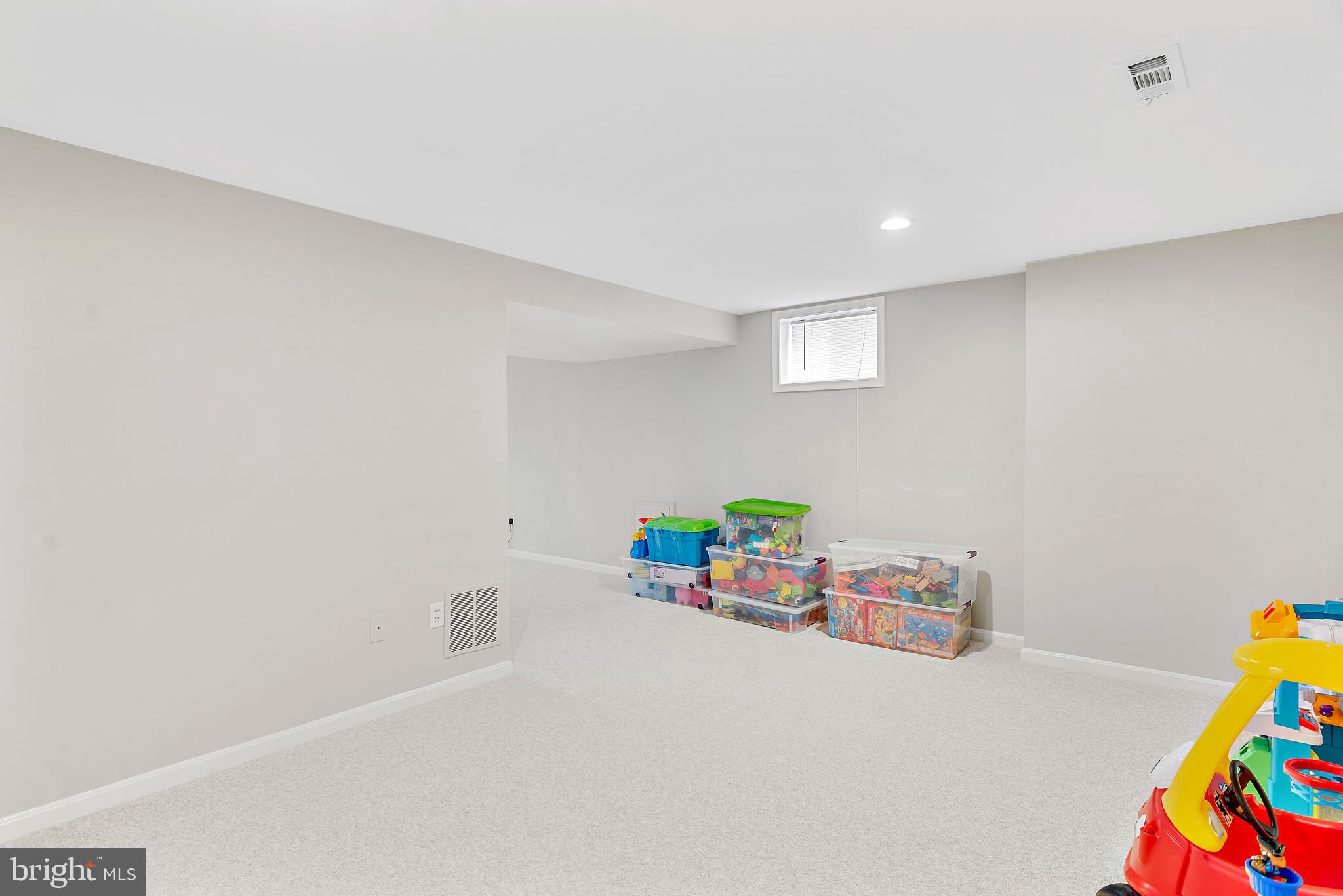 220 Midsummer Circle Gaithersburg, MD 20878 - Photo 77 of 85