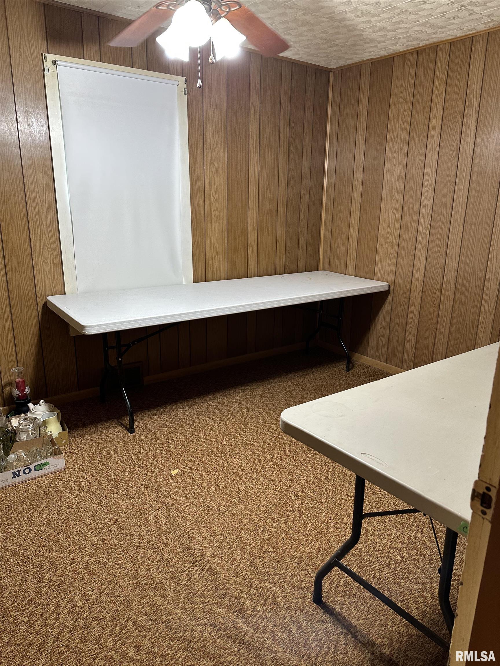 28964 North Crockett Road Canton, IL 61520 - Photo 8 of 11