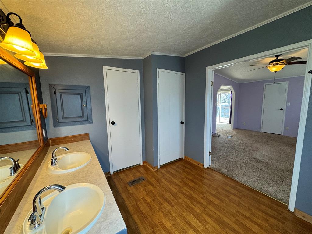 1301 Spring Road Ranger, TX 76470 - Photo 12 of 32