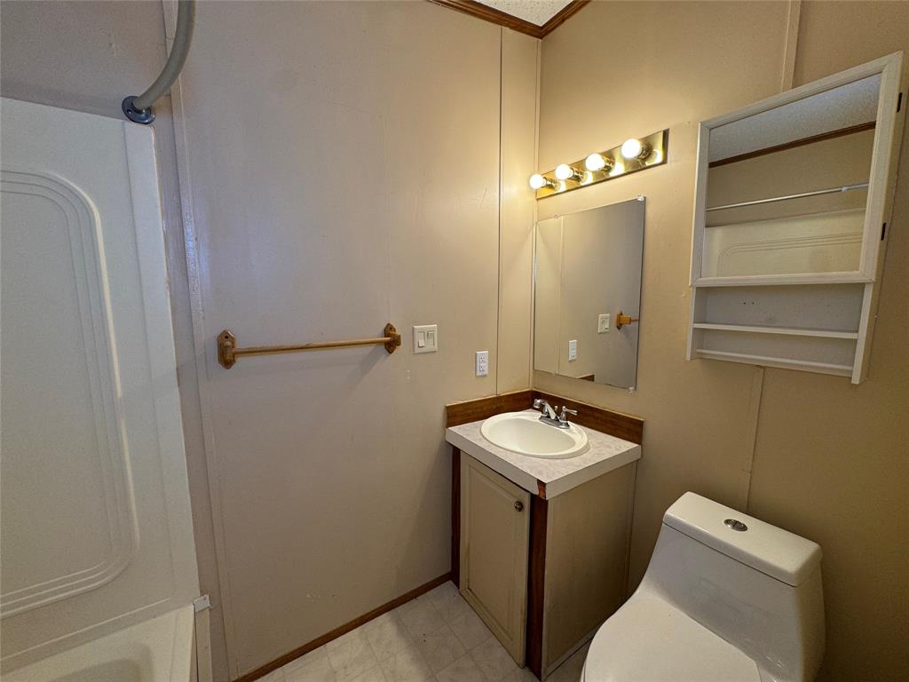 1301 Spring Road Ranger, TX 76470 - Photo 16 of 32