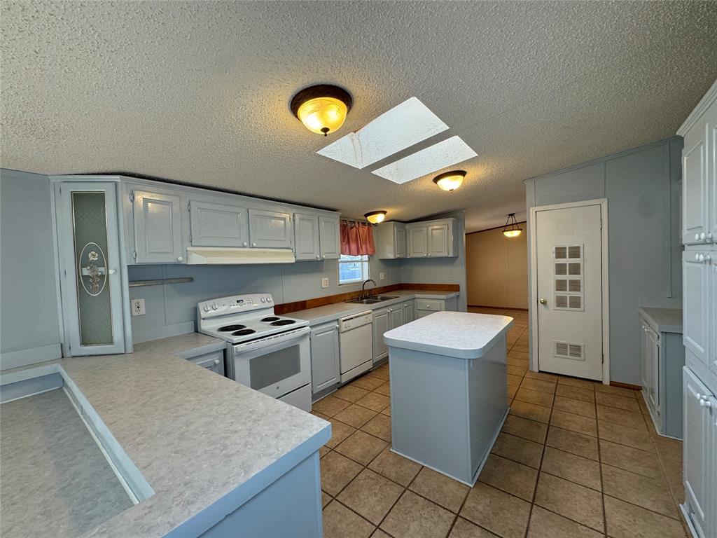 1301 Spring Road Ranger, TX 76470 - Photo 20 of 32